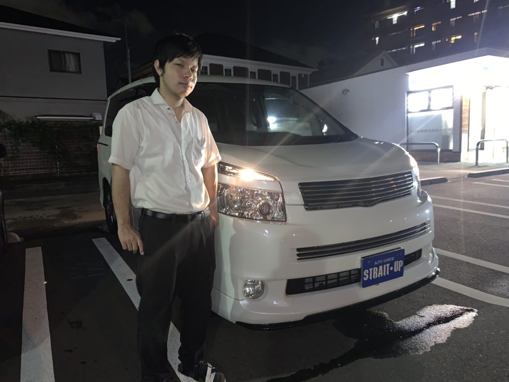 R1.8.14 福岡市 T様 トヨタ ヴォクシー  ZS煌