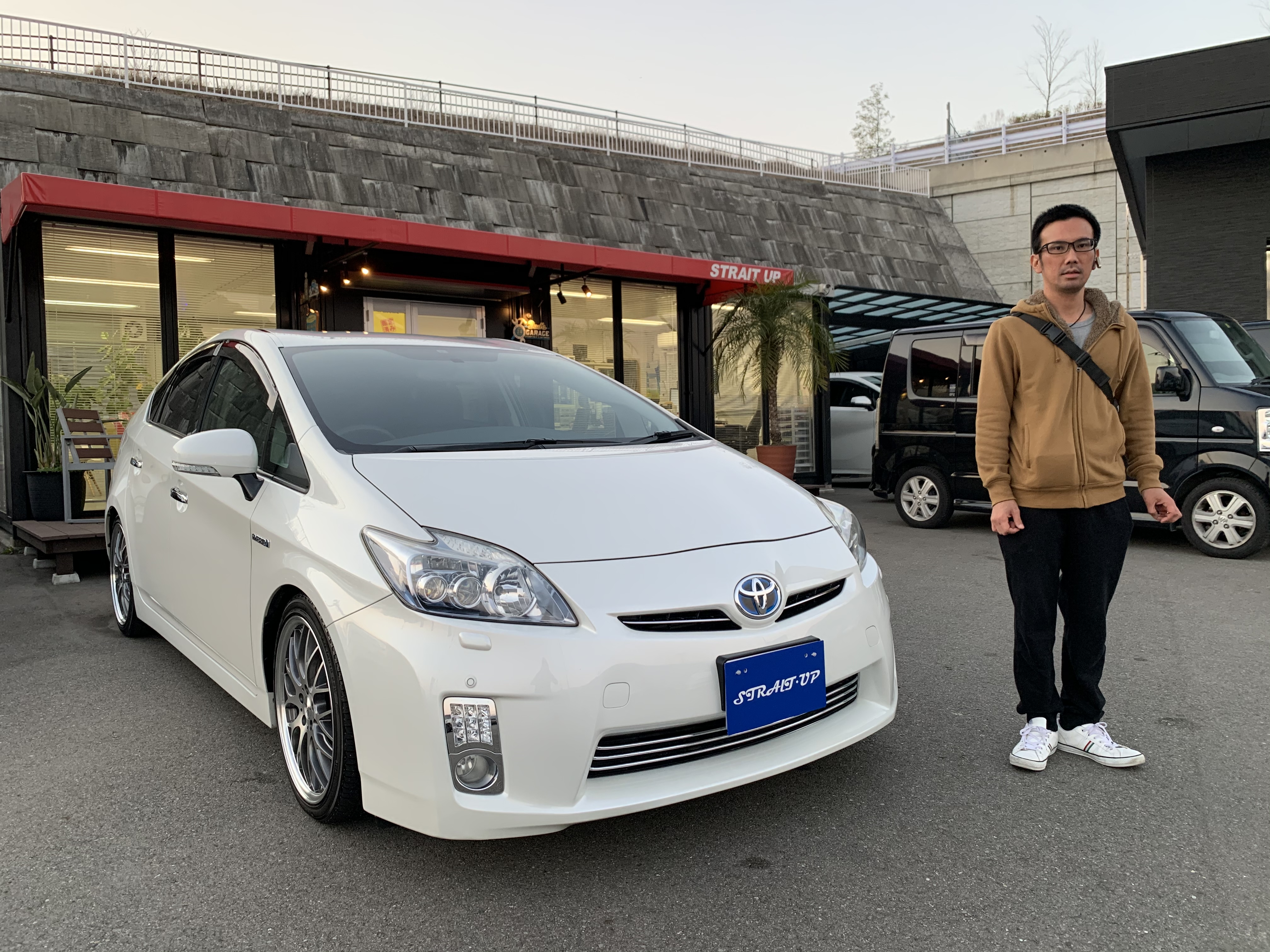 R2.3.5 大野城市 S様 トヨタ プリウス Sツーリング