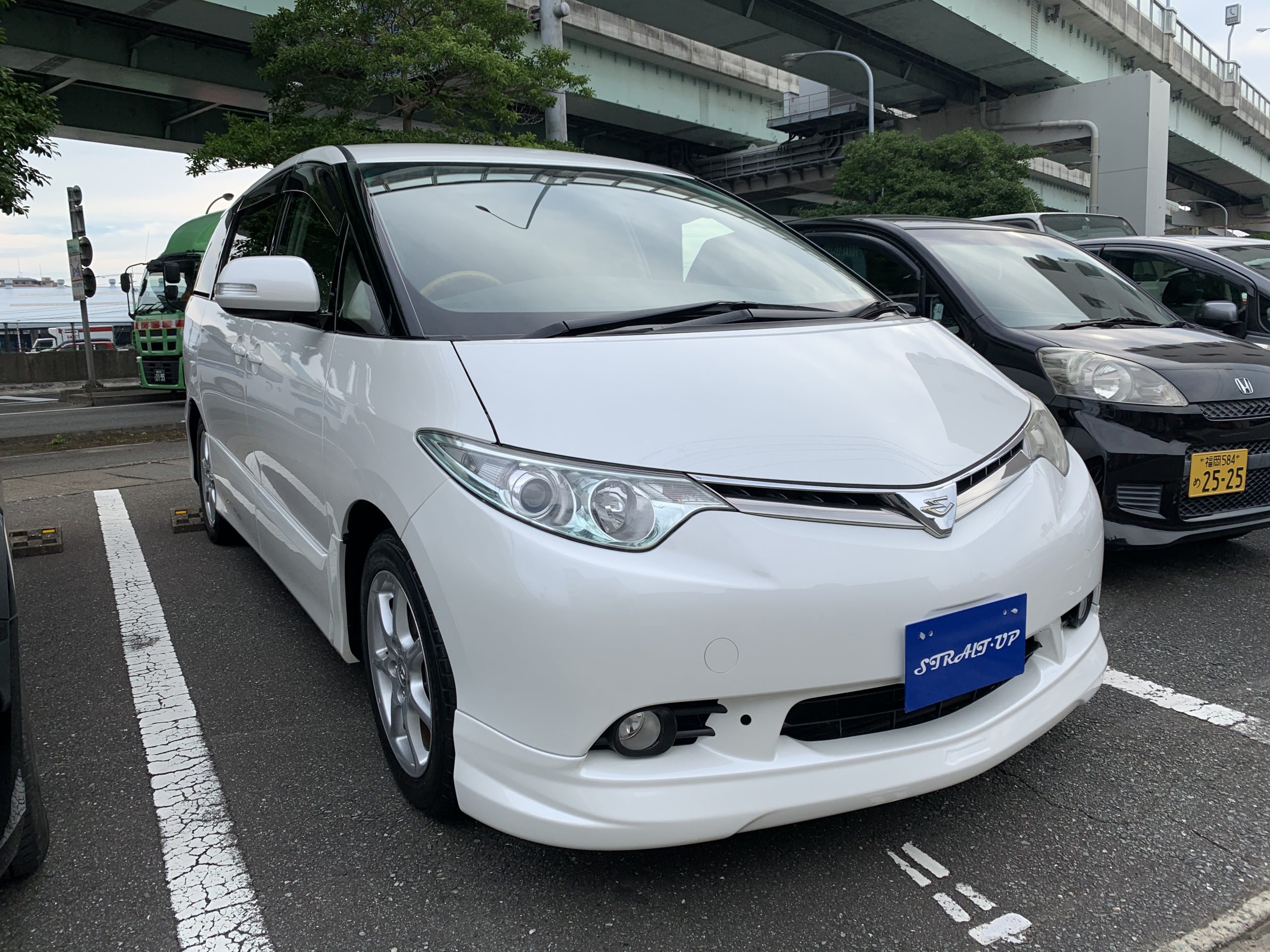 R2.6.24 福岡市 Y様 トヨタ エスティマ アエラス