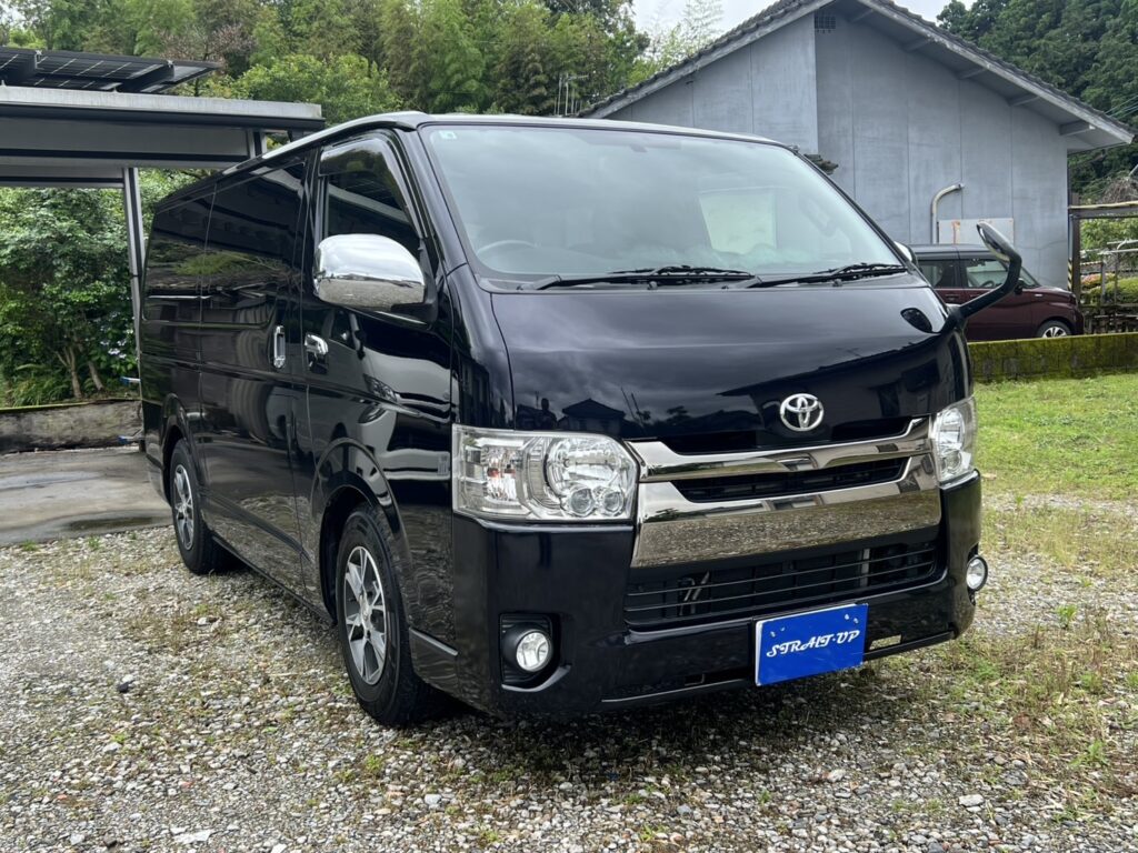 R7.6.11 鹿児島県 F様 トヨタ レジアスエースバン スーパーGL ダークプライム